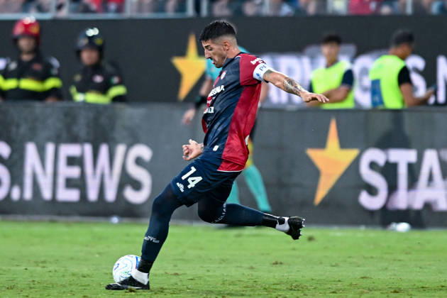 Cagliari s Alessandro Deiola in action during the Serie A soccer match between Cagliari Calcio and Lecce at the Unipol Domus in Cagliari, Sardinia - Monday 7th september 2026. - Soccer Copyright: xGianlucaxZuddas LaPressex