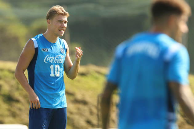 SSC Napoli Training Session Rasmus Hojlund of Napoli during a training session ahead of the UEFA Champions League 2026 27 at the Napoli training center in Castel Volturno, Italy, on September 8, 2026. Castel Volturno Napoli Italy  Copyright: xCiroxDexLucax originalFilename:deluca-sscnapol260908_npHd7