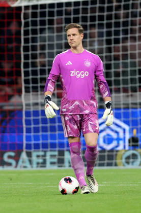 AMSTERDAM - AFC Ajax Amsterdam goalkeeper Marc Ter Stegen during the Vriendenloterij Eredivisie match between Ajax and PSV at Johan Cruijff ArenA on 5 September 2026 in Amsterdam, Nederland. PETER LOUS EYE4IMAGES DeFodi Images -
