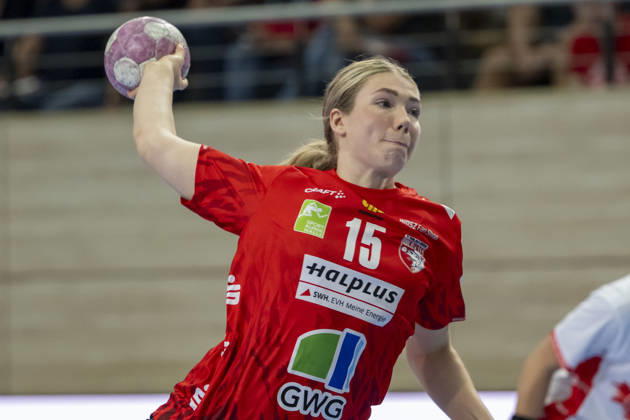 Alsco Handball Bundesliga Frauen, Saison 2026 2027 SV Union Halle-Neustadt vs.HSG Blomberg-Lippe Halle, Deutschland 09.September 2026: Im Bild:Fabienne Büch Buech (Halle) mit Ball, Halle Saale SWH Arena Sachsen-Anhalt Deutschland