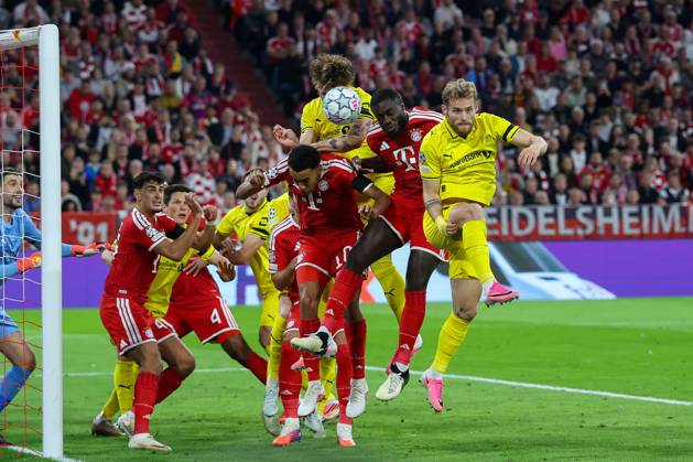 im Zweikampf, Aktion, mit Alexandar Pavlovic 45 (FC Bayern Muenchen), Jamal Musiala 10 (FC Bayern Muenchen), Dayot Upamecano 2 (FC Bayern Muenchen), FC Bayern Muenchen vs. FK Bodo Glimt, Fussball, UEFA, Champions League, Gruppenphase, 09.09.2026 Muenchen Bayern Deutschland