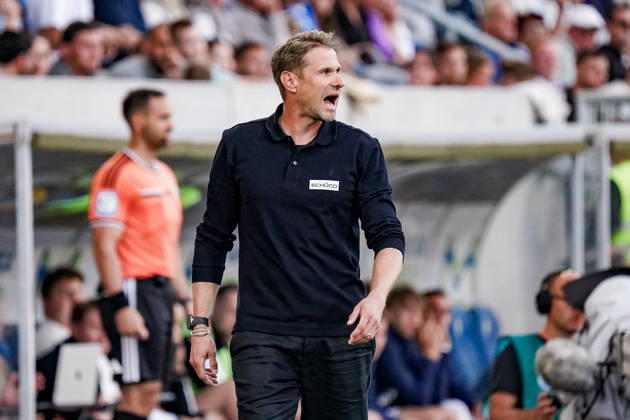 Deutschland: Fussball Saison 2026 2027 , 2. Bundesliga , 5. Spieltag , SV Darmstadt 98 vs. Arminia Bielefeld - Merck-Stadion am Böllenfalltor (Darmstadt) : Oliver Kirch (Trainer, Arminia Bielefeld) Mimik, Gesichtsausdruck, Emotion Darmstadt Merck-Stadion am Böllenfalltor Deutschland Germany Copyright: xBennetxLongx
