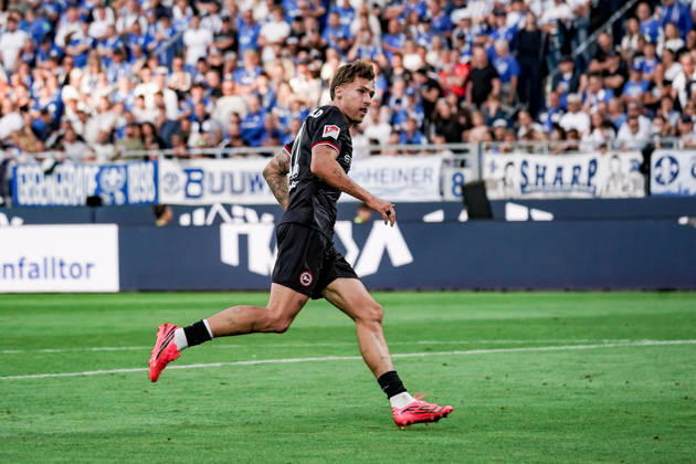 Deutschland: Fussball Saison 2026 2027 , 2. Bundesliga , 5. Spieltag , SV Darmstadt 98 vs. Arminia Bielefeld - Merck-Stadion am Böllenfalltor (Darmstadt) : Joel Grodowski (Arminia Bielefeld, 11) Darmstadt Merck-Stadion am Böllenfalltor Deutschland Germany Copyright: xBennetxLongx