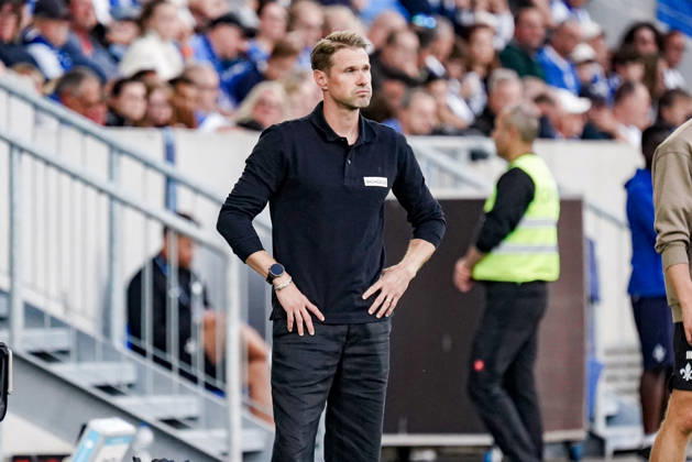 Deutschland: Fussball Saison 2026 2027 , 2. Bundesliga , 5. Spieltag , SV Darmstadt 98 vs. Arminia Bielefeld - Merck-Stadion am Böllenfalltor (Darmstadt) : Oliver Kirch (Trainer, Arminia Bielefeld) Mimik, Gesichtsausdruck, Emotion Darmstadt Merck-Stadion am Böllenfalltor Deutschland Germany Copyright: xBennetxLongx