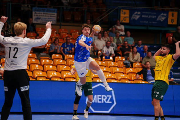 2. Handball-Bundesliga - 3. Spieltag: Dessau-Roßlauer HV 06 - VfL Eintracht Hagen Marcel Nowak (Dessau-Roßlauer HV 06, 15) beim Sprungwurf am 11.09.2026 in der Anhalt-Arena, Dessau-Roßlau (Sachsen-Anhalt) Dessau-Roßlau Anhalt-Arena Sachsen-Anhalt Deutschland
