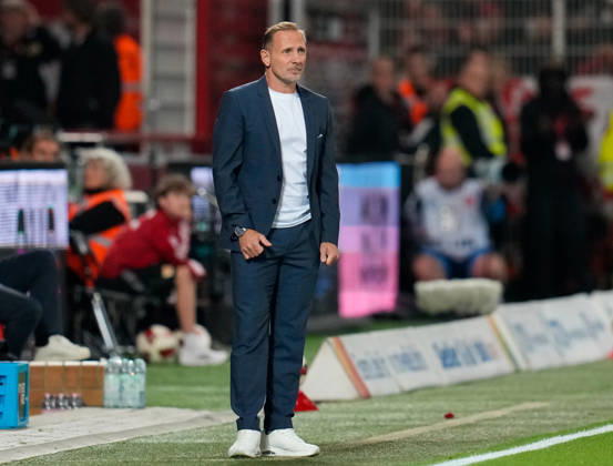 Mauro Lustrinelli (1. FC Union Berlin, Cheftrainer) reagiert. GER, 1. FC Union Berlin vs FC Schalke 04, 1. Bundesliga, 3. Spieltag, Saison 2026-27, Stadion An der Alten Foersterei, Berlin, 11.09.2026 DFL REGULATIONS PROHIBIT ANY USE OF PHOTOGRAPHS AS IMAGE SEQUENCES AND OR QUASI-VIDEO GER, 1. FC Union Berlin vs FC Schalke 04, 1. Bundesliga, 3. Spieltag, Saison 2026-27, 11.09.2026 Berlin Copyright: xEibner-Pressefoto ScottxColemanx EP_SCN