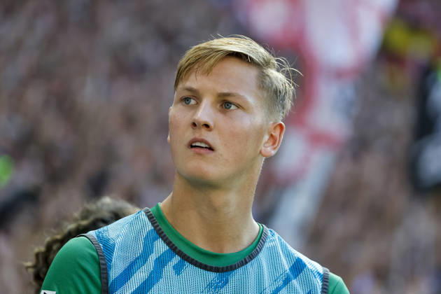 Jan Leszczynski (Borussia Mönchengladbach, 05) beim Aufwärmen während des Spiels , Deutschland, Fussball, 1. Bundesliga, 3.Spieltag, 2026 2027, SC Freiburg vs. Borussia Mönchengladbach, 12.09.2026, Freiburg im Breisgau Europa-Park Stadion Deutschland Copyright: xGrantxHubbsx