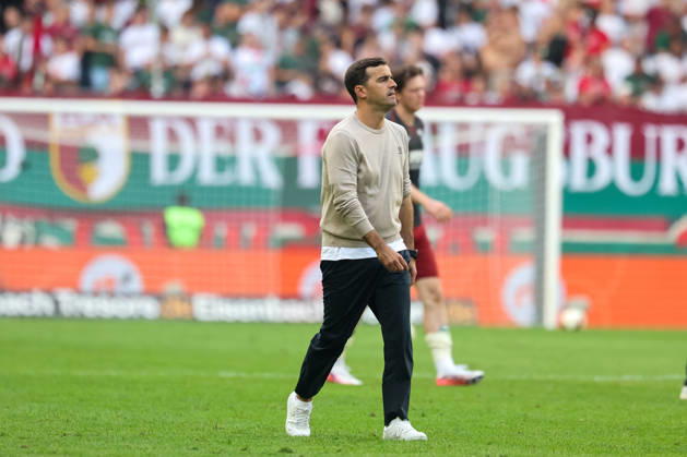 Carles Martinez (Bayer 04 Leverkusen, Chef-Trainer) nach dem Spiel, GER, FC Augsburg vs. Bayer 04 Leverkusen, Fussball, Bundesliga, 3. Spieltag, Saison 2026 2027, 12.09.2026, DFL DFB REGULATIONS PROHIBIT ANY USE OF PHOTOGRAPHS as IMAGE SEQUENCES and or QUASI-VIDEO, GER, FC Augsburg vs. Bayer 04 Leverkusen, Fussball, Bundesliga, 3. Spieltag, Saison 2026 2027, 12.09.2026 Augsburg Copyright: xEibner-Pressefoto JennixMaulx EP_JML