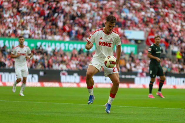 12.09.2026, GER, Fussball, Herren, Bundesliga , 1. Bundesliga, Saison 2026 2027, 1. FC Köln - SV Werder Bremen Thijs Dallinga (KOE) in Aktion am Ball, Einzelaktion Copyright: xSvenxHanischx