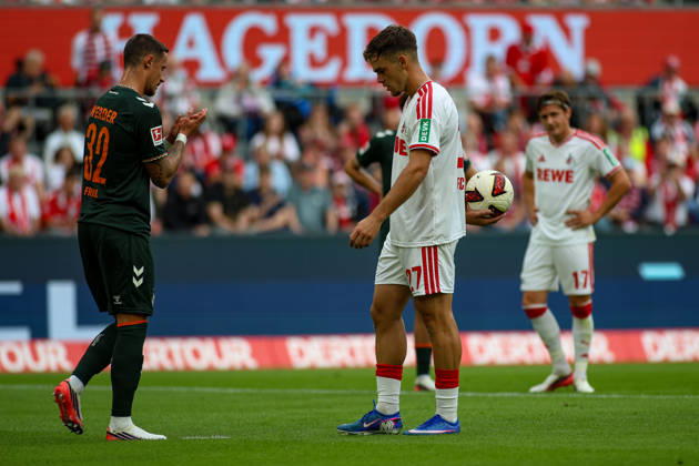 12.09.2026, GER, Fussball, Herren, Bundesliga , 1. Bundesliga, Saison 2026 2027, 1. FC Köln - SV Werder Bremen Thijs Dallinga (KOE) geht zum Elfmeter Copyright: xSvenxHanischx