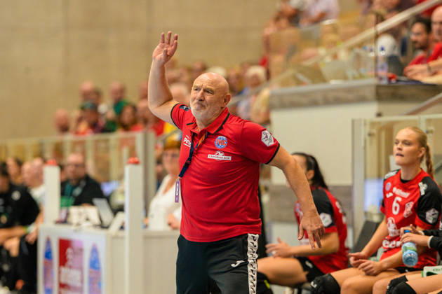 Herbert Mueller (Thueringer HC, Trainer) GER, Thueringer HC gegen FRISCH AUF Göppingen, Handball, Alsco Handball Bundesliga Frauen, Saison 2026 2027, 3. Spieltag, Samstag, 18.00 Uhr, 12.09.2026 GER, Thueringer HC gegen FRISCH AUF Göppingen, Handball, Alsco Handball Bundesliga Frauen, Saison 2026 2027, 3. Spieltag, Samstag, 18.00 Uhr, 12.09.2026 Bad Langensalza Copyright: xMartinxHerbstx
