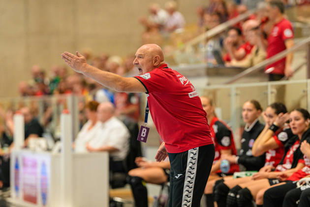 Herbert Mueller (Thueringer HC, Trainer) GER, Thueringer HC gegen FRISCH AUF Göppingen, Handball, Alsco Handball Bundesliga Frauen, Saison 2026 2027, 3. Spieltag, Samstag, 18.00 Uhr, 12.09.2026 GER, Thueringer HC gegen FRISCH AUF Göppingen, Handball, Alsco Handball Bundesliga Frauen, Saison 2026 2027, 3. Spieltag, Samstag, 18.00 Uhr, 12.09.2026 Bad Langensalza Copyright: xMartinxHerbstx