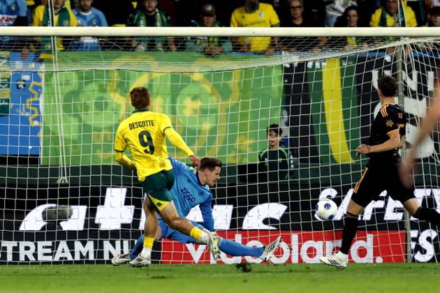 SITTARD - Anthony Descotte of Fortuna Sittard scores the 1-1 during the Dutch Eredivisie match between Fortuna Sittard and Ajax at the Fortuna Sittard stadium on September 12, 2026, in Sittard, the Netherlands. IRIS VAN DEN BROEK ANP Eredivisie 2026 27 xVIxANPxSportx xxANPxIVx 568355064 originalFilename: 568355064