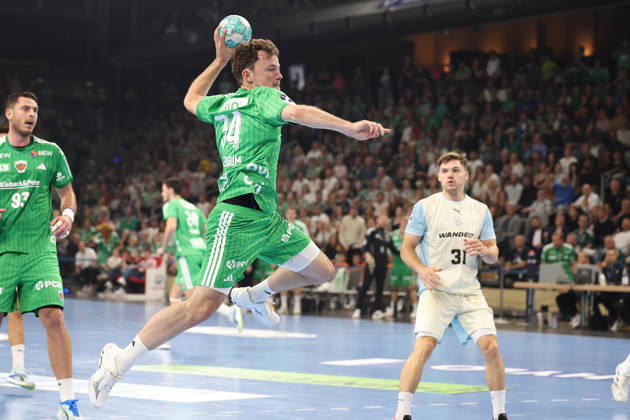 13.09.2026, xBHAx, Handball, Opel HBL, Saison 2026 2027, 1.HBL, Füchse Berlin - VfL Gummersbach, Max-Schmeling-Halle: Hakun West av Teigum (Füchse Berlin 34) im Angriff Berlin Deutschkand
