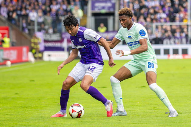 (L-R) Jonathan Gomez (VfL Osnabrueck, 42) im Zweikampf mit Farid Alfa-Ruprecht (Hertha BSC, 20) GER, VfL Osnabrueck vs. Hertha BSC, Fussball, 2. Bundesliga, 5. Spieltag, Spielzeit 2026 2027, 13.09.2026 DFL Regulations prohibit any use of photographers as image sequences and or quasi-video. GER, VfL Osnabrueck vs. Hertha BSC, Fussball, 2. Bundesliga, 5. Spieltag, Spielzeit 2026 2027, 13.09.2026 Osnabrueck Copyright: xEibner-Pressefoto JanxRollingerx EP_JSK