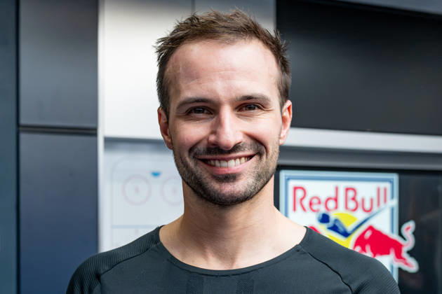 Mathias Niederberger (Torwart, EHC Red Bull Muenchen, 35) Portrait Portraet GER, EHC Red Bull Muenchen, Eishockey, DEL, Open Locker Room, 14.09.2026. Foto: HMB Media Heike Feiner Copyright: HMBxMedia HeikexFeiner