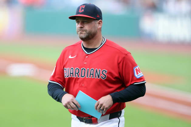 Cleveland Guardians manager Stephen Vogt walks to the dugout with his lineup after the managers meeting prior to the Guardians game against the Chicago White Sox at Progressive Field in Cleveland, Ohio on Monday, September 14, 2026. CLE20260914122 AARONxJOSEFCZYK