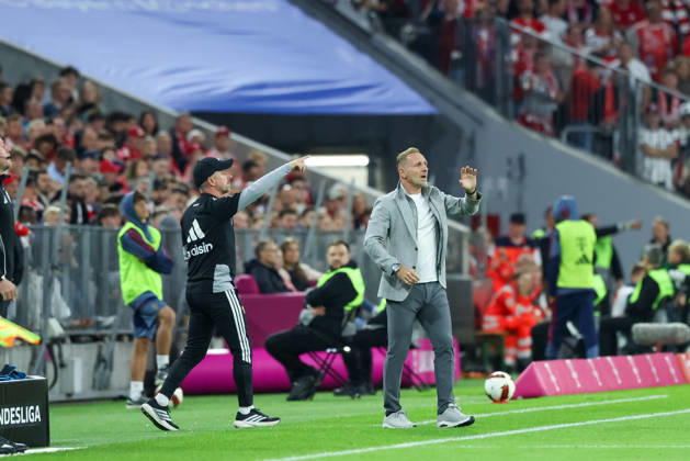 Mauro Lustrinelli (1. FC Union Berlin, Chef-Trainer) gestikuliert, mit Sebastian Boenig (1. FC Union Berlin, Co-Trainer), GER, FC Bayern Muenchen vs. 1. FC Union Berlin, Fussball, Bundesliga, 4. Spieltag, Saison 2026 2027, 18.09.2026, DFL DFB REGULATIONS PROHIBIT ANY USE OF PHOTOGRAPHS as IMAGE SEQUENCES and or QUASI-VIDEO, GER, FC Bayern Muenchen vs. 1. FC Union Berlin, Fussball, Bundesliga, 4. Spieltag, Saison 2026 2027, 18.09.2026 Muenchen Copyright: xEibner-Pressefoto JennixMaulx EP_JML