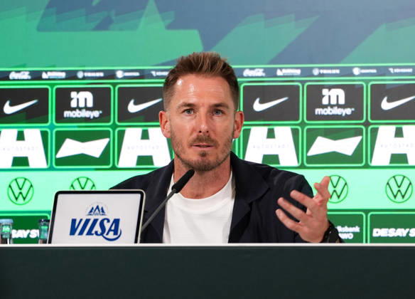 Tobias Strobl (VfL Wolfsburg, Cheftrainer) participates in a post-match press conference, PK, Pressekonferenz GER, VfL Wolfsburg vs SV Darmstadt 98, 2. Bundesliga, 6. Spieltag, Saison 2026-27, Volkswagen Arena, Wolfsburg, 18.09.2026 DFL REGULATIONS PROHIBIT ANY USE OF PHOTOGRAPHS AS IMAGE SEQUENCES AND OR QUASI-VIDEO VfL Wolfsburg vs SV Darmstadt 98, 2. Bundesliga, 6. Spieltag, Saison 2026-27, 18.09.2026 Wolfsburg Copyright: xEibner-Pressefoto ScottxColemanx EP_SCN
