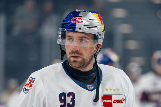 Maximilian Kastner (EHC Red Bull Muenchen, 93) Portrait Portraet GER, EHC Red Bull Muenchen vs. Adler Mannheim, Eishockey, DEL, Saison 2026 2027, 1. Spieltag, 18.09.2026. Foto: HMB Media Heike Feiner Copyright: HMBxMedia HeikexFeiner