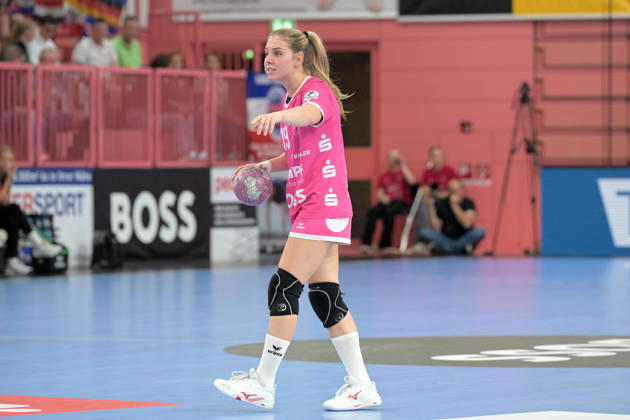 Johanna Farkas (TusSies Metzingen, 19) am Ball TusSies Metzingen vs. Thueringer HC , Handball, Alsco HBF, 04..Ligaspieltag, Saison 2026 2027, 19.09.2026 TusSies Metzingen vs. Thueringer HC , Handball, Alsco HBF, 04..Ligaspieltag, Saison 2026 2027, 19.09.2026 Tuebingen Copyright: xEibner-Pressefotox EP_TBR