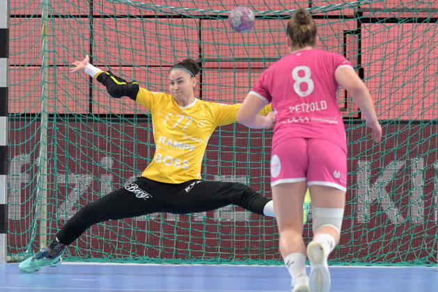 Sara Suba (TusSies Metzingen, 77) im Tor TusSies Metzingen vs. Thueringer HC , Handball, Alsco HBF, 04..Ligaspieltag, Saison 2026 2027, 19.09.2026 TusSies Metzingen vs. Thueringer HC , Handball, Alsco HBF, 04..Ligaspieltag, Saison 2026 2027, 19.09.2026 Tuebingen Copyright: xEibner-Pressefotox EP_TBR