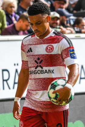 Steven van der Sloot (Fortuna Düsseldorf, 2), Einzelbild, Aktion, Action, 19.09.2026, Aachen (Deutschland), Fussball, 3. Liga, TSV Alemannia Aachen - Fortuna Düsseldorf, Fussball, 3. Liga, TSV Alemannia Aachen - Fortuna Düsseldorf, DFB DFL REGULATIONS PROHIBIT ANY USE OF PHOTOGRAPHS AS IMAGE SEQUENCES AND OR QUASI-VIDEO.