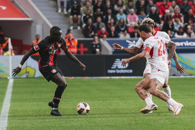 20.09.2026, xjmrgnx, Fussball 1.Bundesliga, Bayer 04 Leverkusen - RB Leipzig v.l. Zweikampf zwischen Moussa Diaby (19, Leverkusen), Antonio Nusa (7, Leipzig) und David Raum (22, Leipzig) (DFL DFB REGULATIONS PROHIBIT ANY USE OF PHOTOGRAPHS as IMAGE SEQUENCES and or QUASI-VIDEO) Leverkusen
