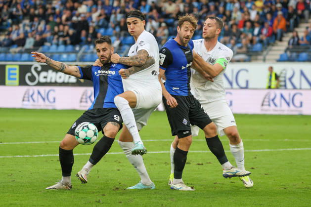 Von links: Goncalo Gregorio (SV Waldhof Mannheim, 9), Antonio Tikvic (SC Preußen Münster, 4), Lukas Klünter (SV Waldhof Mannheim, 24), Torge Paetow (SC Preußen Münster, 16), Strafraumszene Fussball: 3. Liga, 7. Spieltag, SV Waldhof Mannheim vs. SC Preußen Münster am 20.09.2026 in Mannheim (Carl-Benz-Stadion), Deutschland 2026 Franz Reindel Mannheim Carl-Benz-Stadion Deutschland Copyright: xFranzxReindelx