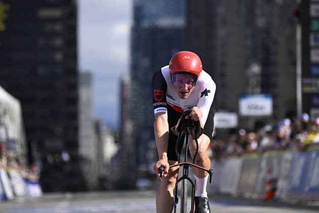 Switzerland s Stefan Kung pictured in action during the men s elite individual time trial race (39,2km) at the cycling UCI Road World Championship, WM, Weltmeisterschaft in Montreal, Canada, Sunday 20 September 2026. JASPERxJACOBS x187199057x