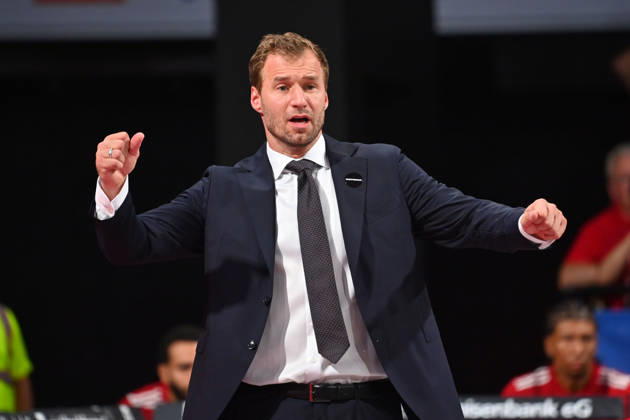 Trainer Anton GAVEL (FCB), Gestik,gibt Anweisungen, Einzelbild,angeschnittenes Einzelmotiv,Halbfigur,halbe Figur. Basketball BBL,Saison 2026 2027 FC Bayern Muenchen-Bamberg Baskets am 20.09.2026, BMW Park