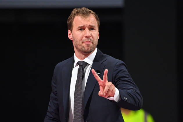 Trainer Anton GAVEL (FCB), Gestik,gibt Anweisungen, Einzelbild,angeschnittenes Einzelmotiv,Halbfigur,halbe Figur. Basketball BBL,Saison 2026 2027 FC Bayern Muenchen-Bamberg Baskets am 20.09.2026, BMW Park