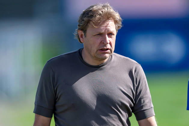 23.09.2026, Fussball, Training des FC Schalke 04. Direktor Profifussball Youri Mulder (FC Schalke 04) Gelsenkirchen Trainingsgelände FC Schalke 04 NRW Deutschland xRHR-FOTO YYx Copyright: RHR-FOTOx RHR-FOTO YY