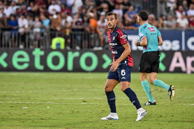 IPA88904848 - Harry Winks of Cagliari Calcio during the Cagliari Calcio vs. US Lecce Italian Serie A soccer match in Cagliari, Italy, on September 7, 2026  Copyright: xLuigixCanu IPAxSportx xx IPA88904848