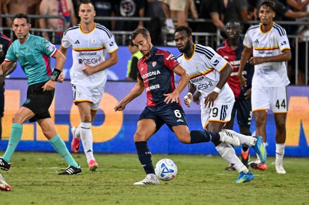 IPA88904907 - Harry Winks of Cagliari Calcio during the Cagliari Calcio vs. US Lecce Italian Serie A soccer match in Cagliari, Italy, on September 7, 2026  Copyright: xLuigixCanu IPAxSportx xx IPA88904907