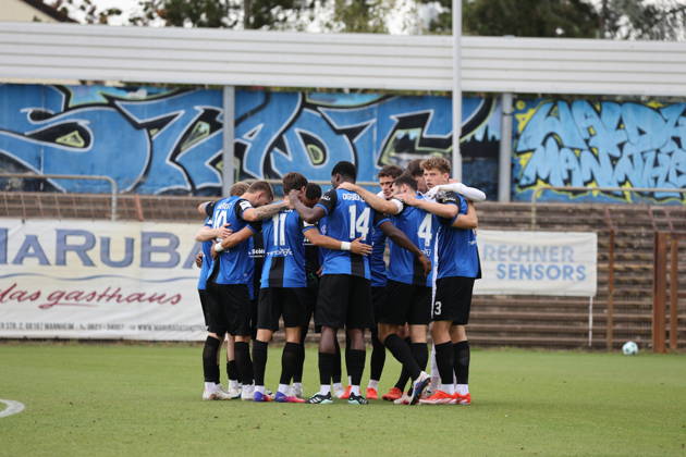 Team SV Waldhof Mannheim Motivation vor dem Spiel Fussball: Testspiel, SV Waldhof Mannheim vs. SV 07 Elversberg am 24.09.2026 in Mannheim (Seppl-Herberger-Stadion), Deutschland Mannheim Seppl-Herberger-Stadion Deutschland Copyright: xFranzxReindelx