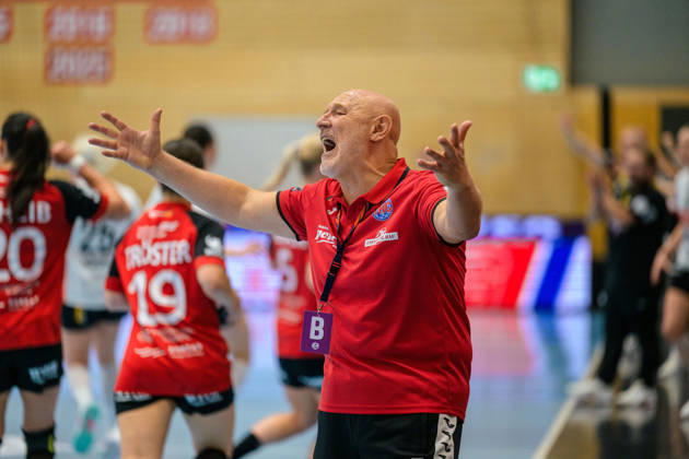 Herbert Mueller (Thueringer HC, Trainer) GER, Thueringer HC gegen HSG Blomberg-Lippe, Handball, DHB-Pokal, Saison 2026 2027, 2. Runde, Mittwoch, 19.00 Uhr, 30.09.2026 GER, Thueringer HC gegen HSG Blomberg-Lippe, Handball, DHB-Pokal, Saison 2026 2027, 2. Runde, Mittwoch, 19.00 Uhr, 30.09.2026 Bad Langensalza Copyright: xMartinxHerbstx