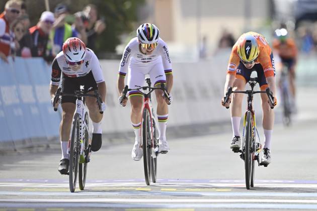 UEC 2026 Road European Championships Ljubljana 02 10 2026 SENCUR, SLOVENIA - OCTOBER 02 : Winter Mara (SUI) wins the sprint, second place for Vinke Nienke (NED), third place for Chladonova Viktoria (SVK) during the Women U23 cycling road race at the 2026 UEC Road European Championships. An UCI Continental Championships cycling race of 88,4 km with start and finsih in Sencur on October 2, 2026 in Sencur, Slovenia, 02 10 2026 Sencur Slovenia Copyright: xJanxDexMeuleneirx