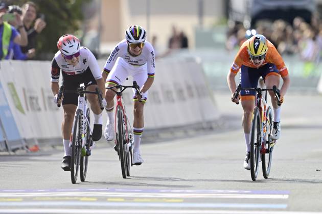 UEC 2026 Road European Championships Ljubljana 02 10 2026 SENCUR, SLOVENIA - OCTOBER 02 : Winter Mara (SUI) wins the sprint, second place for Vinke Nienke (NED), third place for Chladonova Viktoria (SVK) during the Women U23 cycling road race at the 2026 UEC Road European Championships. An UCI Continental Championships cycling race of 88,4 km with start and finsih in Sencur on October 2, 2026 in Sencur, Slovenia, 02 10 2026 Sencur Slovenia Copyright: xJanxDexMeuleneirx