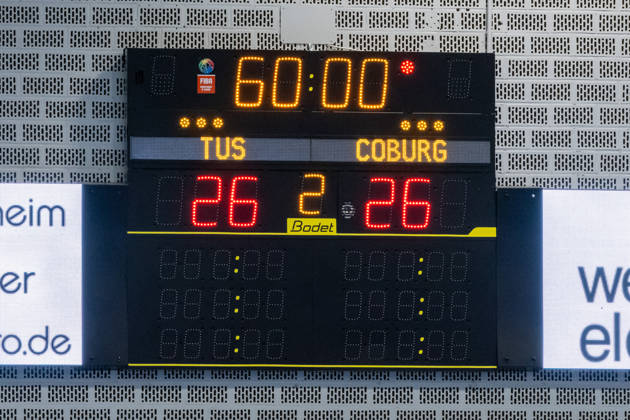 Anzeigetafel mit dem Stand von 26:26 nach Abpfiff GER, TuS N-Luebbecke vs. HSC 2000 Coburg, Handball, 2. Bundesliga, 6. Spieltag, Spielzeit 2026 2027, 02.10.2026 GER, TuS N-Luebbecke vs. HSC 2000 Coburg, Handball, 2. Bundesliga, 6. Spieltag, Spielzeit 2026 2027, 02.10.2026 Luebbecke Copyright: xEibner-Pressefoto JanxRollingerx EP_JSK