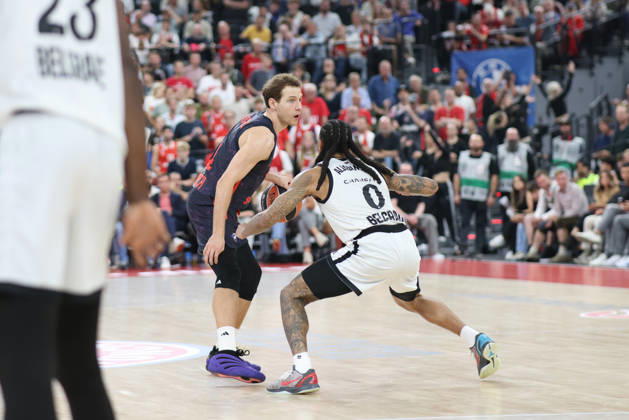 Rokas Jokubaitis (FC Bayern Basketball, 31) mit Kyle Allman (Partizan Belgrad, 00), GER, FC Bayern Basketball vs. Partizan Mozzart Bet Belgrad, Basketball, Euroleague, 3. Spieltag, Saison 2026 2027, 02.10.2026, GER, FC Bayern Basketball vs. Partizan Mozzart Bet Belgrad, Basketball, Euroleague, 3. Spieltag, Saison 2026 2027, 02.10.2026 Muenchen Copyright: xEibner-Pressefoto JennixMaulx EP_JML