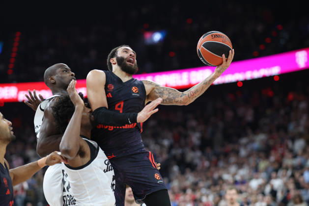 Duane Washington Jr. (FC Bayern Basketball, 04) mit Ball, GER, FC Bayern Basketball vs. Partizan Mozzart Bet Belgrad, Basketball, Euroleague, 3. Spieltag, Saison 2026 2027, 02.10.2026, GER, FC Bayern Basketball vs. Partizan Mozzart Bet Belgrad, Basketball, Euroleague, 3. Spieltag, Saison 2026 2027, 02.10.2026 Muenchen Copyright: xEibner-Pressefoto JennixMaulx EP_JML