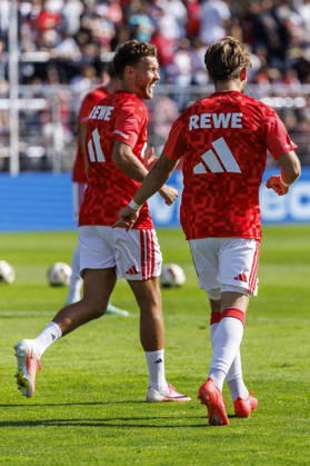 KOELN, GERMANY - OCTOBER 3, 2026: Luca Waldschmidt (1. FC Köln, 7) and Jan Thielmann (1. FC Köln, 29) during the warm up before the friendly match between FC Viktoria Köln vs. 1. FC Köln at the Sportpark Hoehenberg on October 3, 2026 in Koeln, Germany. DFL REGULATIONS PROHIBIT ANY USE OF PHOTOGRAPHS AS IMAGE SEQUENCES AND OR QUASI-VIDEO. Nordrhein-Westfalen Germany Copyright: xLeahxKohringx