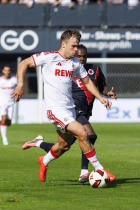 KOELN, GERMANY - OCTOBER 3, 2026: Thijs Dallinga (1. FC Köln, 27) during the friendly match between FC Viktoria Köln vs. 1. FC Köln at the Sportpark Hoehenberg on October 3, 2026 in Koeln, Germany. DFL REGULATIONS PROHIBIT ANY USE OF PHOTOGRAPHS AS IMAGE SEQUENCES AND OR QUASI-VIDEO. Nordrhein-Westfalen Germany Copyright: xLeahxKohringx