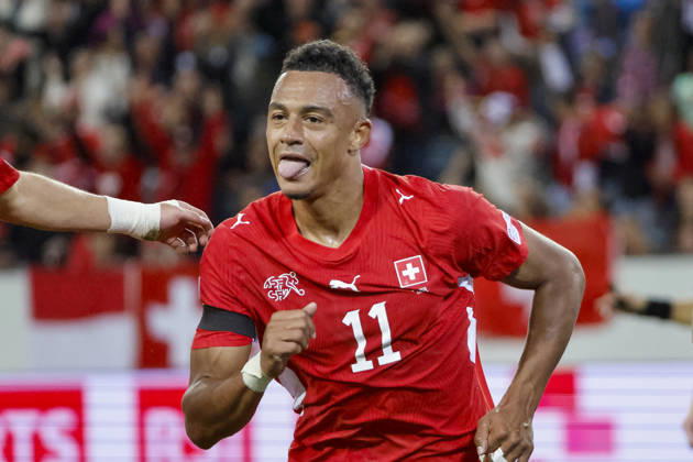 Torjubel bei Dan Ndoye (Schweiz, 11) nach seinem Tor zum 2:1, Freude, Begeisterung, positive Emotionen, Torerfolg , Schweiz, UEFA , Nations League, Matchday 3, Schweiz vs. Slowenien, 03.10.2026, Luzern Swissporarena Schweiz Copyright: xGrantxHubbsx