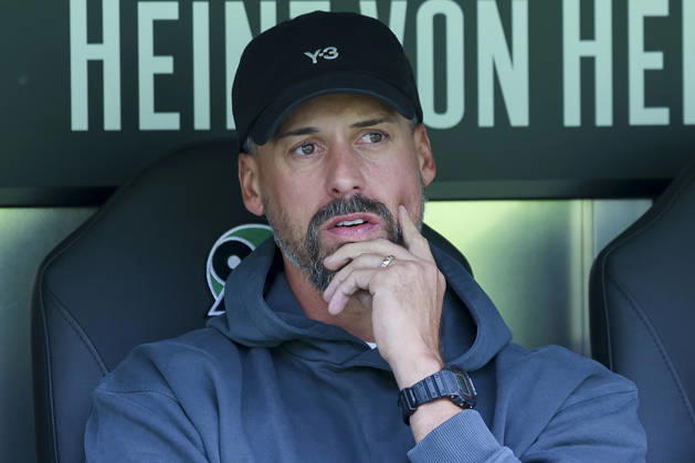 Trainer Sandro Wagner (Hannover 96) schaut waehrend des Freundschaftsspiels zwischen Hannover 96 und dem SC Verl, Heinz von Heiden Arena am 03. October 2026 in Hannover, Deutschland. (Foto von Marco Steinbrenner DeFodi Images) +++ Trainer Sandro Wagner (Hannover 96) looks on during the Friendly match between Hannover 96 and SC Verl at Heinz von Heiden Arena on October 3, 2026 in Hannover, Germany. (Photo by Marco Steinbrenner DeFodi Images) (Photo by Marco Steinbrenner DeFodi Images) -