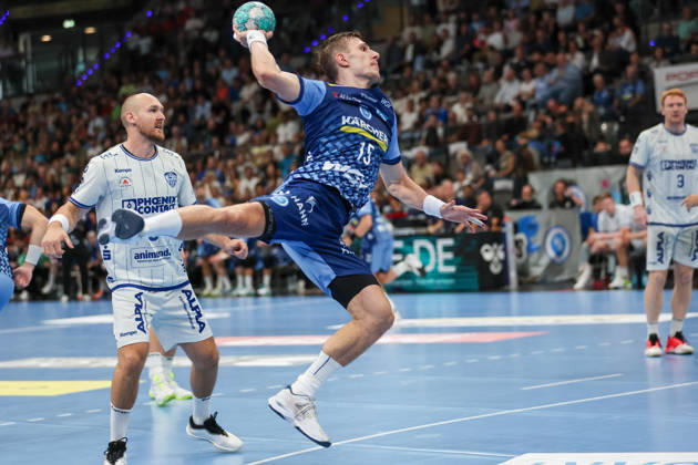 Simone Mengon (TVB Stuttgart, 15) mit einem Wurf GER, TVB Stuttgart vs. TBV Lemgo Lippe, Handball, Opel Handball-Bundesliga, 6. Spieltag, Spielzeit 2026 2027, 04.10.2026 GER, TVB Stuttgart vs. TBV Lemgo Lippe, Handball, Opel Handball-Bundesliga, 6. Spieltag, Spielzeit 2026 2027, 04.10.2026 Stuttgart Copyright: xEibner-Pressefoto SoerenxHerwegx EP_SHG