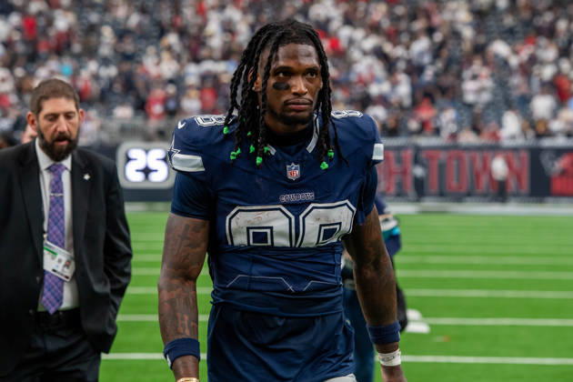 October 4, 2026: Dallas Cowboys wide receiver Ceedee Lamb (88) after a game between the Dallas Cowboys and the Houston Texans in Houston, TX. .. CSM NFL, American Football Herren, USA 2026: Cowboys Vs Texans OCT 04  - ZUMAc04_ 20261004_zma_c04_140 Copyright: xTraskxSmithx