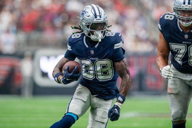 October 4, 2026: Dallas Cowboys wide receiver Ceedee Lamb (88) runs after making a catch during a game between the Dallas Cowboys and the Houston Texans in Houston, TX. .. CSM NFL, American Football Herren, USA 2026: Cowboys Vs Texans OCT 04  - ZUMAc04_ 20261004_zma_c04_151 Copyright: xTraskxSmithx