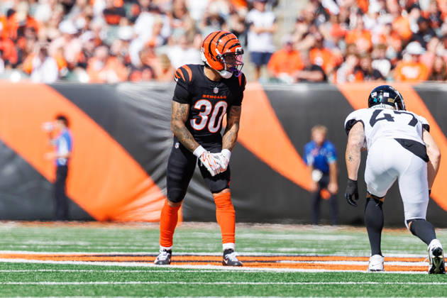Oct 4, 2026; Cincinnati, OH, USA; Cincinnati Bengals running back Chase Brown (30) during NFL, American Football Herren, USA game action against the Jacksonville Jaguars at Paycor Stadium. Mandatory Credit: -Cal Media NFL 2026: Jaguars Vs Bengals OCT 04 - ZUMAc04_ 20261004_zma_c04_613 Copyright: xJohnxMersitsx